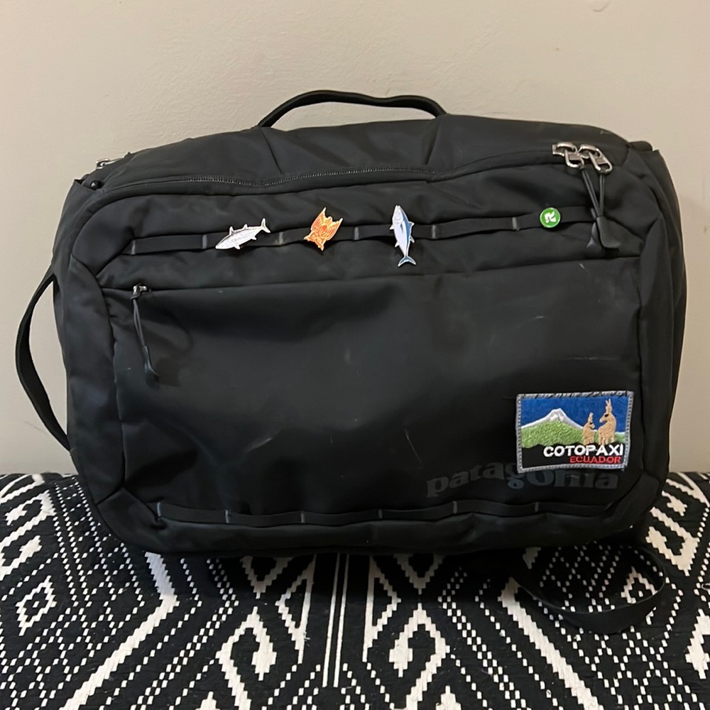 Patagonia Tres 25L Backpack Laptop Briefcase